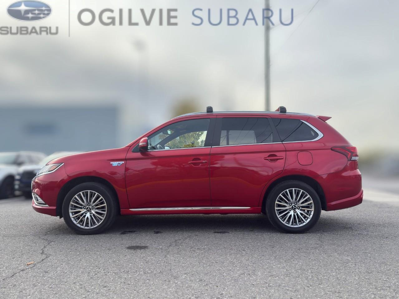 2020 Mitsubishi Outlander Plug-In Hybrid SEL 4dr S-AWC Photo