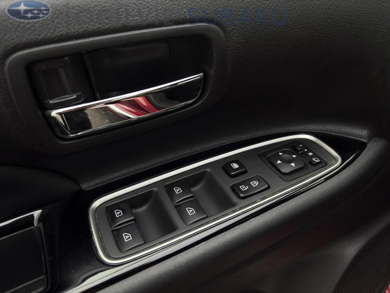 2020 Mitsubishi Outlander Plug-In Hybrid SEL 4dr S-AWC Photo