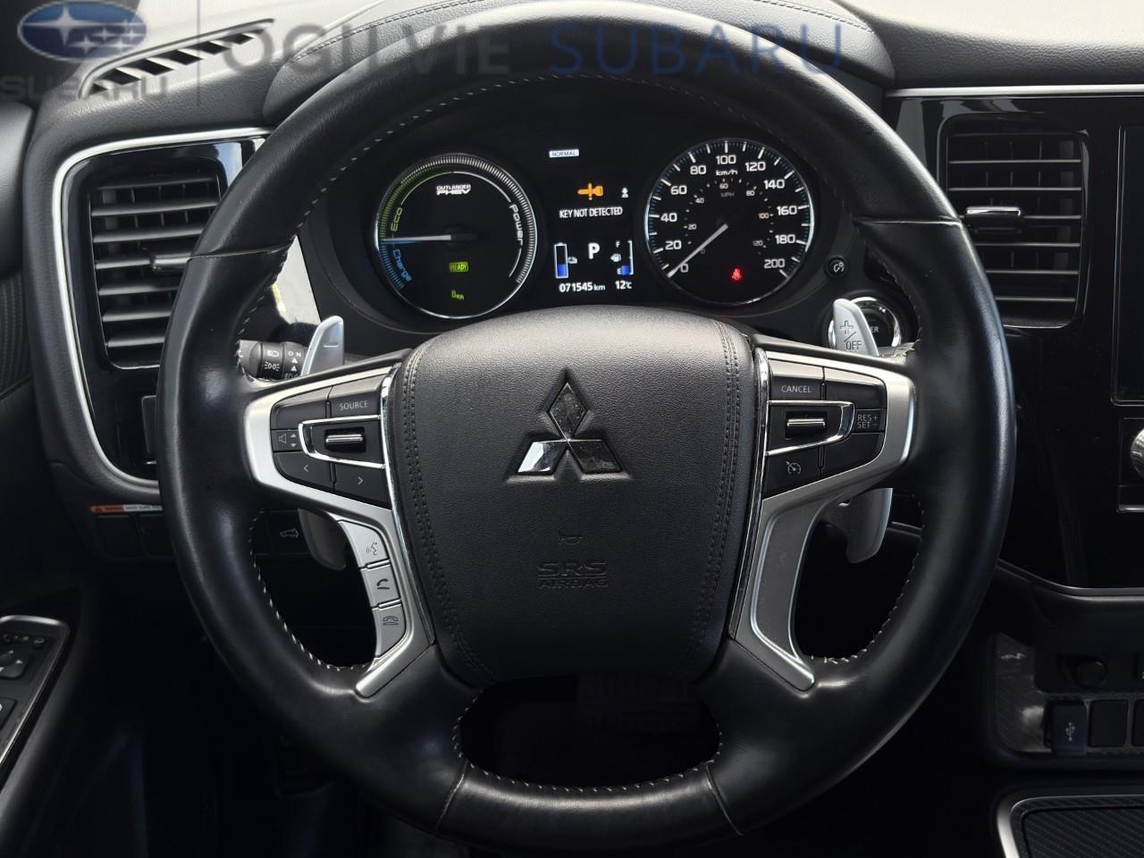 2020 Mitsubishi Outlander Plug-In Hybrid SEL 4dr S-AWC Photo