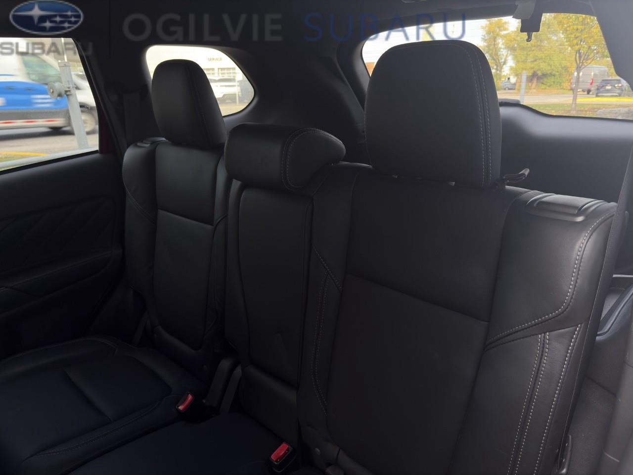 2020 Mitsubishi Outlander Plug-In Hybrid SEL 4dr S-AWC Photo