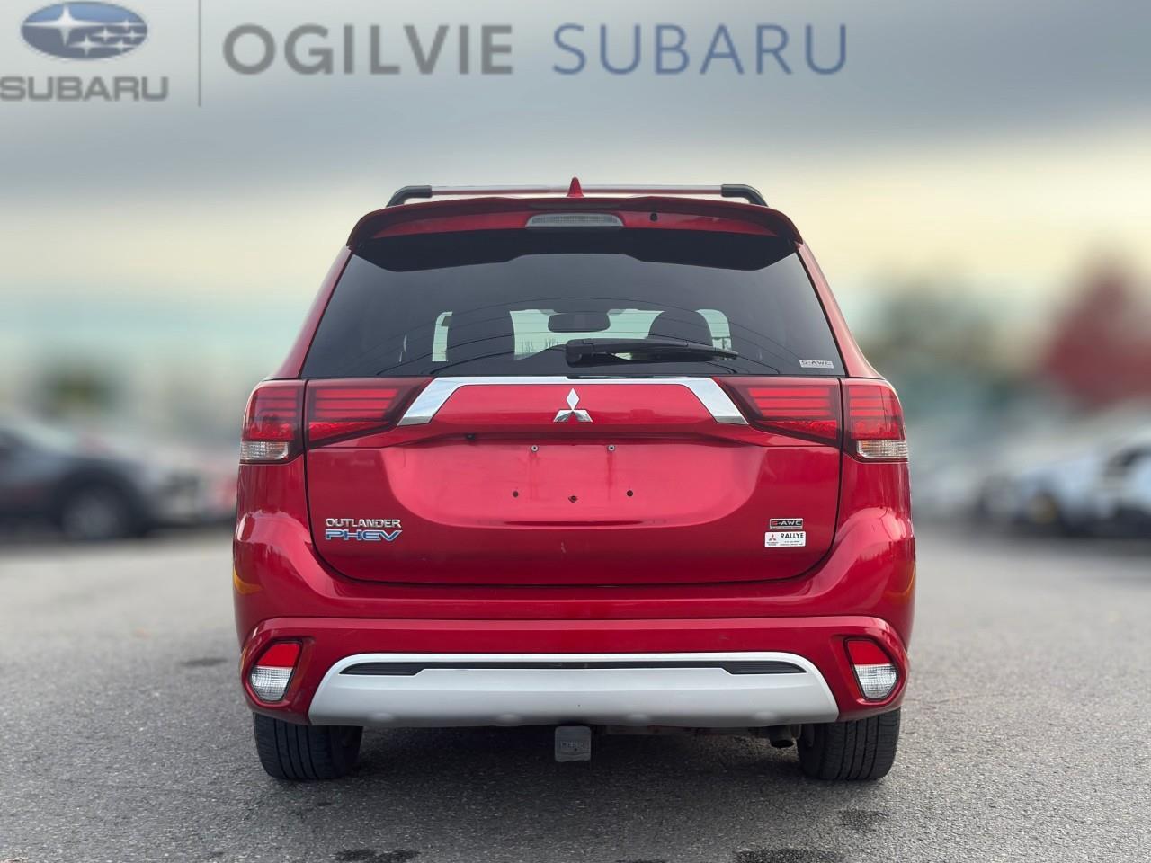 2020 Mitsubishi Outlander Plug-In Hybrid SEL 4dr S-AWC Photo