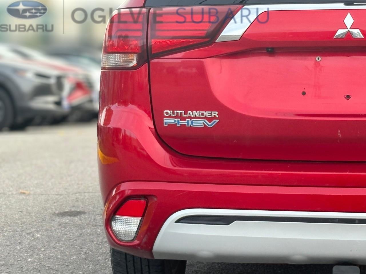 2020 Mitsubishi Outlander Plug-In Hybrid SEL 4dr S-AWC Photo
