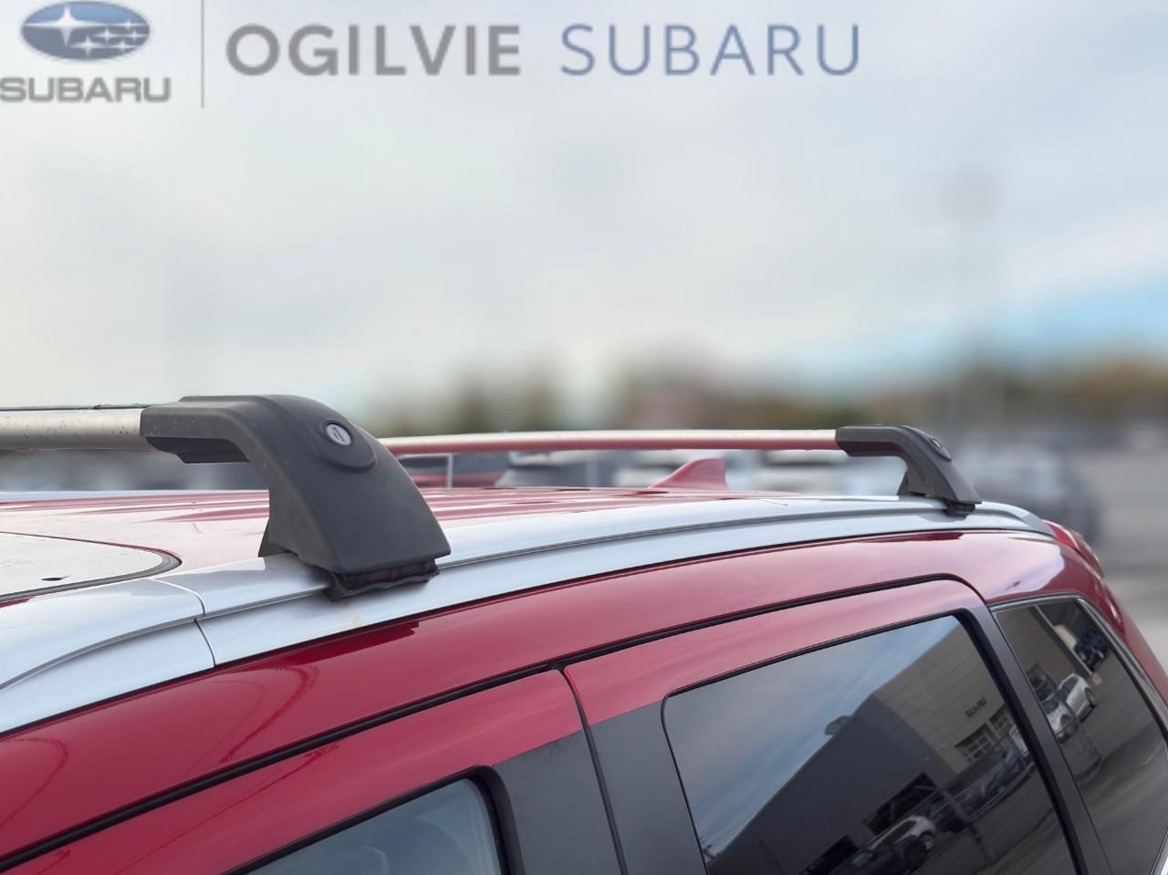 2020 Mitsubishi Outlander Plug-In Hybrid SEL 4dr S-AWC Photo