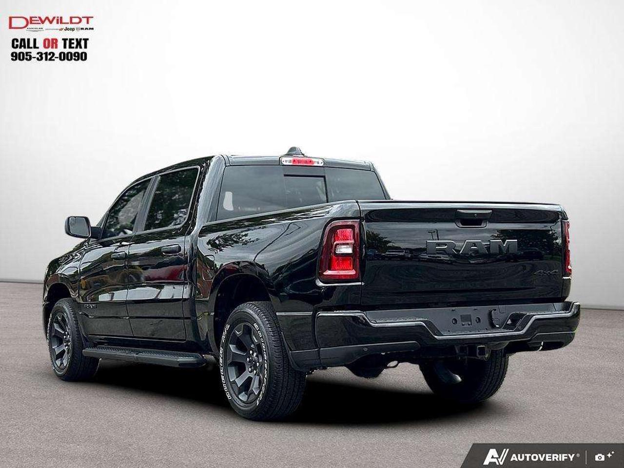 2025 RAM 1500 BLACK EXPRESS   ONE OWNER   LOW KM'S Photo
