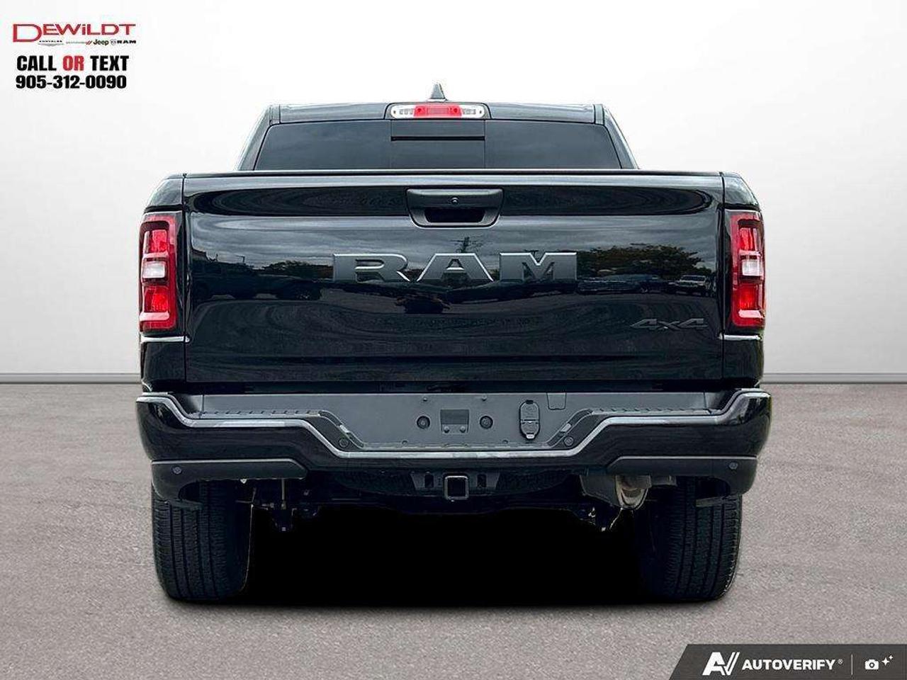 2025 RAM 1500 BLACK EXPRESS   ONE OWNER   LOW KM'S Photo