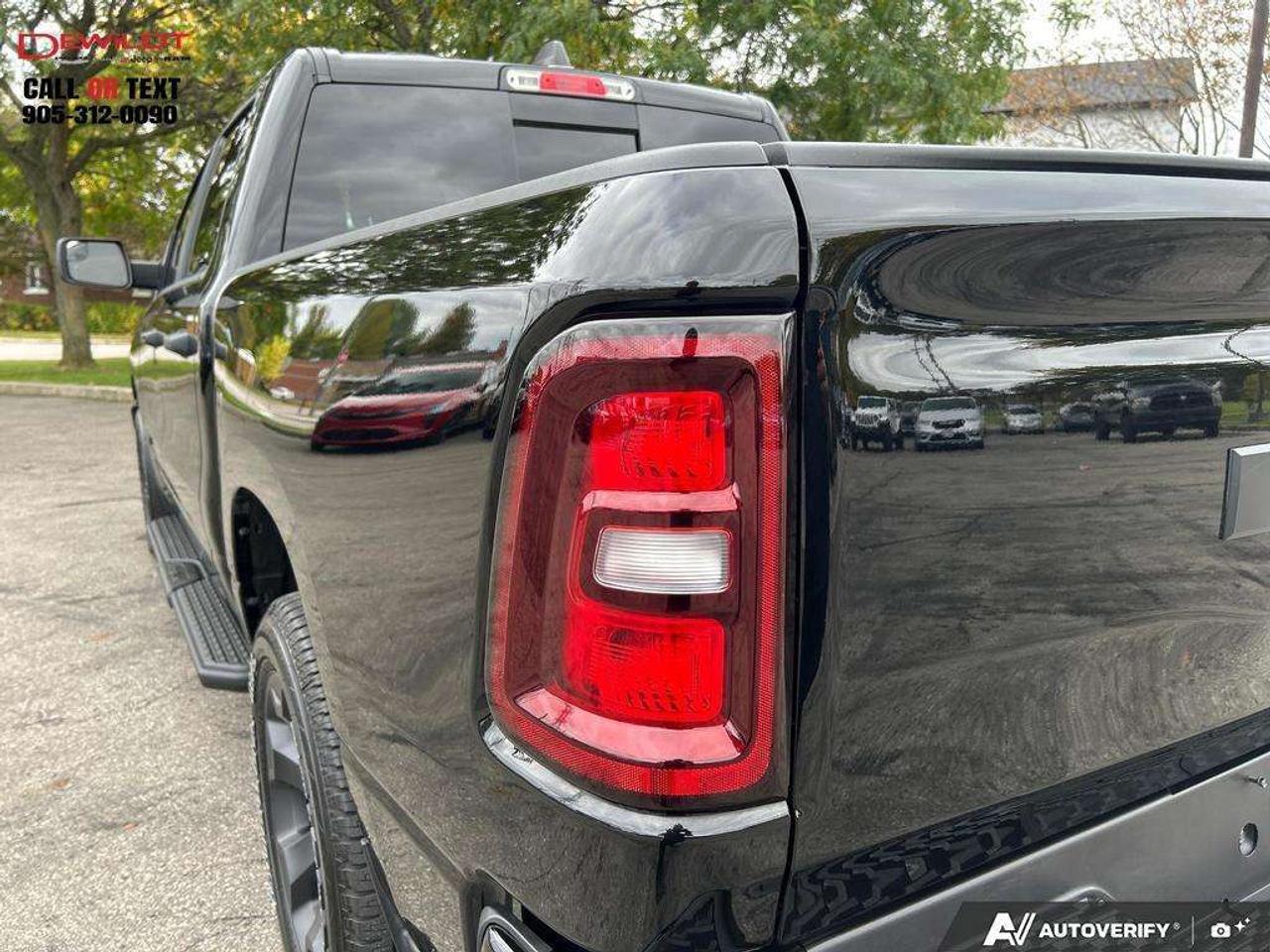 2025 RAM 1500 BLACK EXPRESS   ONE OWNER   LOW KM'S Photo