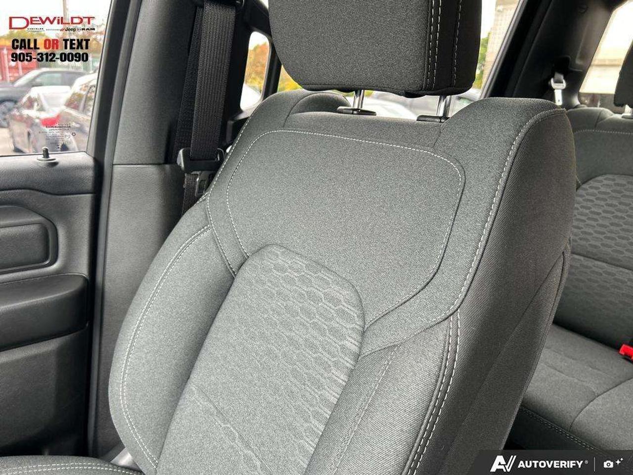 2025 RAM 1500 BLACK EXPRESS   ONE OWNER   LOW KM'S Photo
