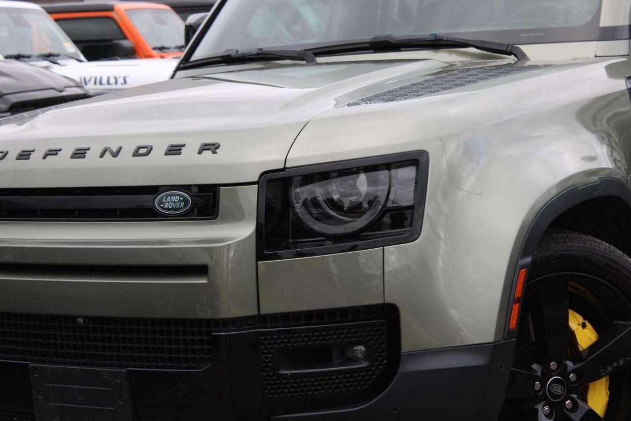 2020 Land Rover Defender 110 HSE  Gps SiriusXM Moonroof ReverseCamera SideS Photo