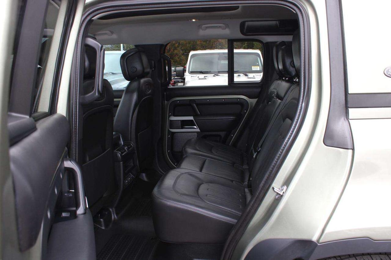 2020 Land Rover Defender 110 HSE  Gps SiriusXM Moonroof ReverseCamera SideS Photo