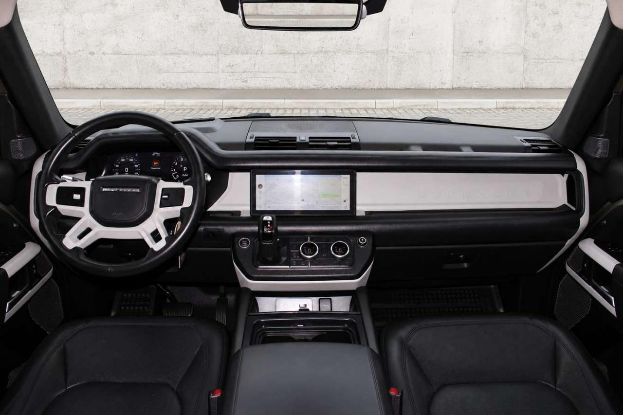 2020 Land Rover Defender 110 HSE  Gps SiriusXM Moonroof ReverseCamera SideS Photo