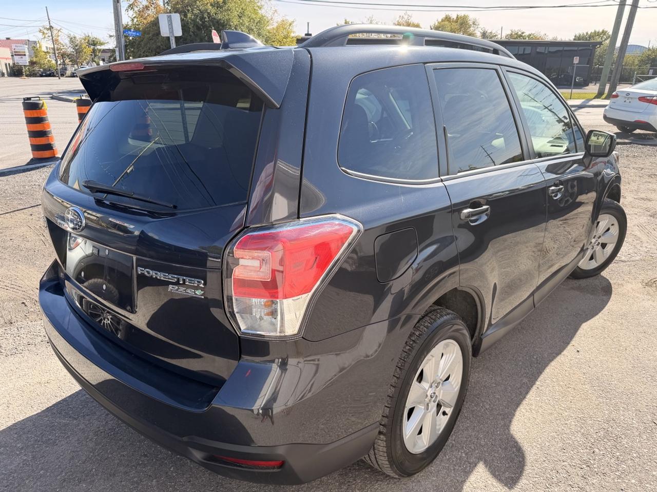 2017 Subaru Forester 2.5i Convenience Photo