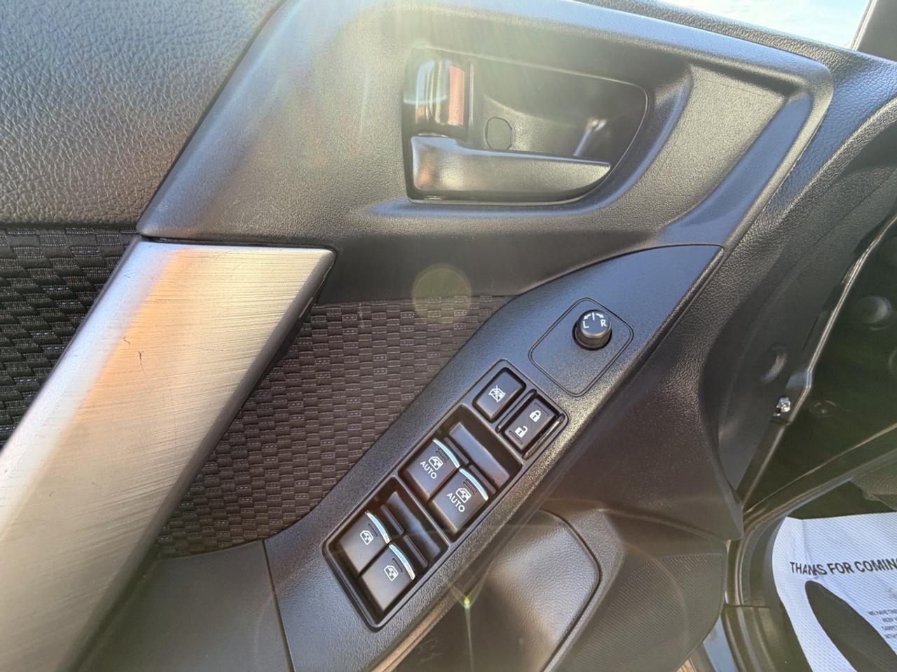 2017 Subaru Forester 2.5i Convenience Photo
