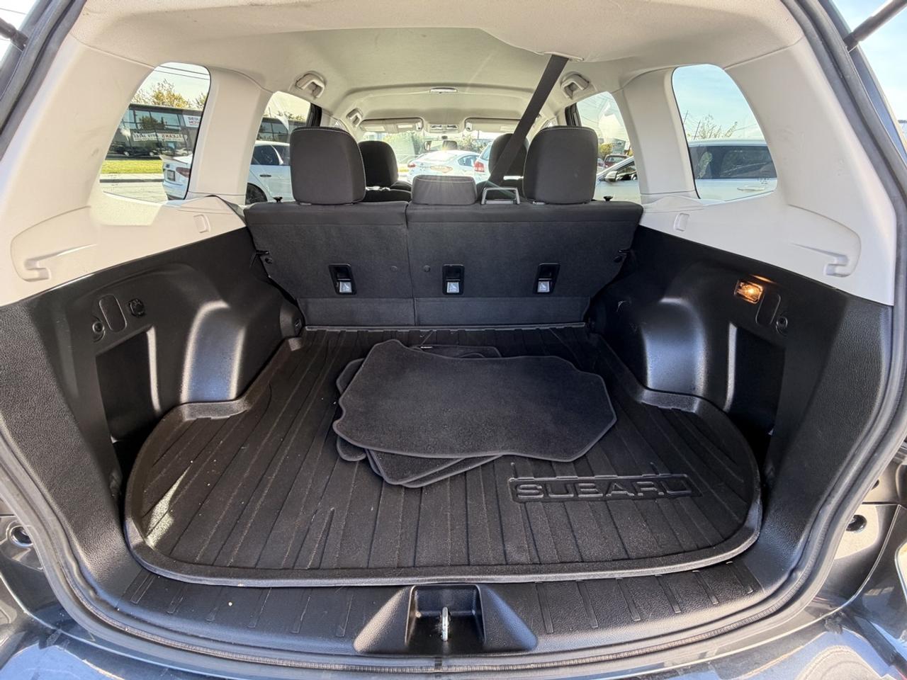 2017 Subaru Forester 2.5i Convenience Photo