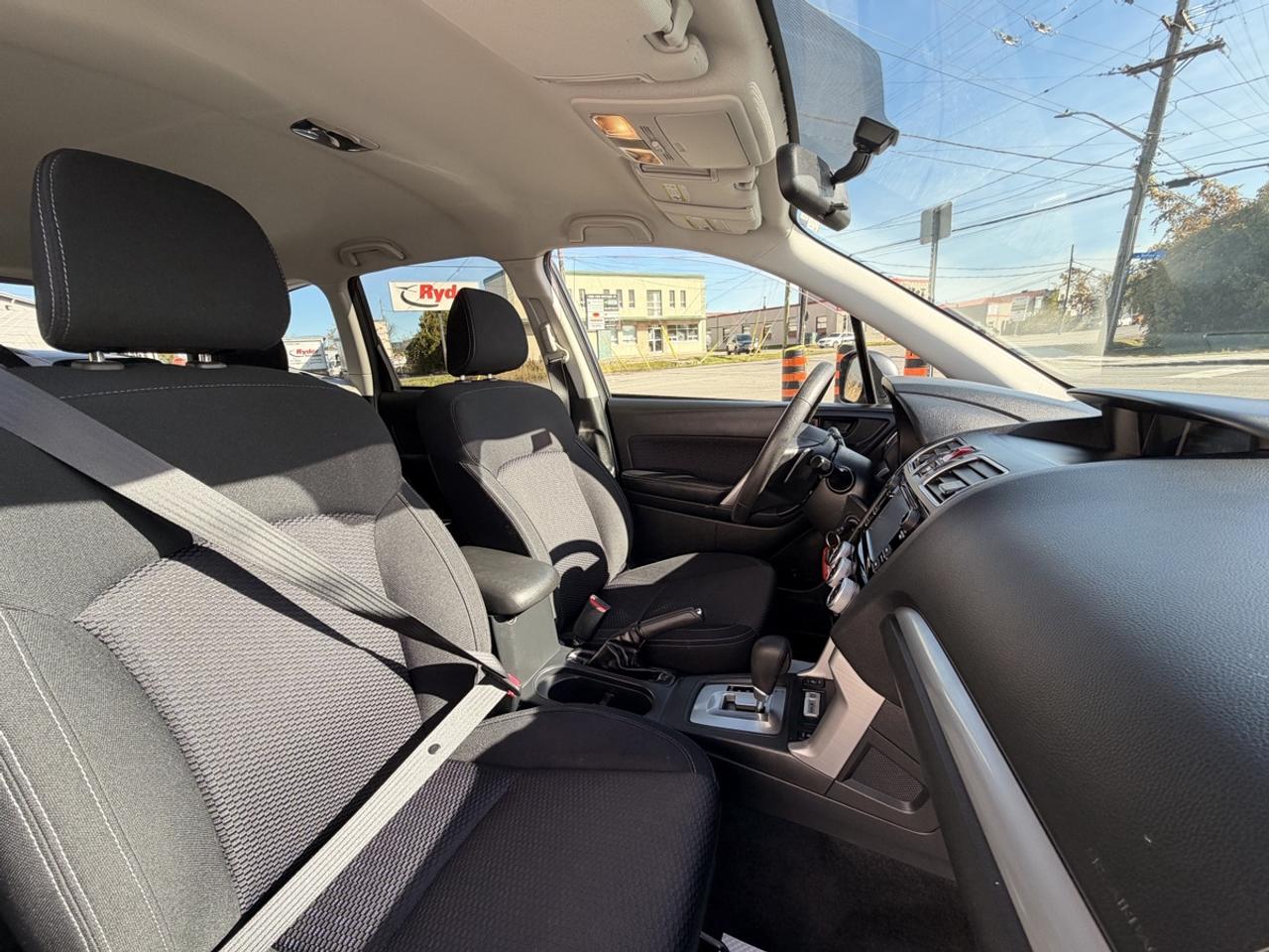 2017 Subaru Forester 2.5i Convenience Photo