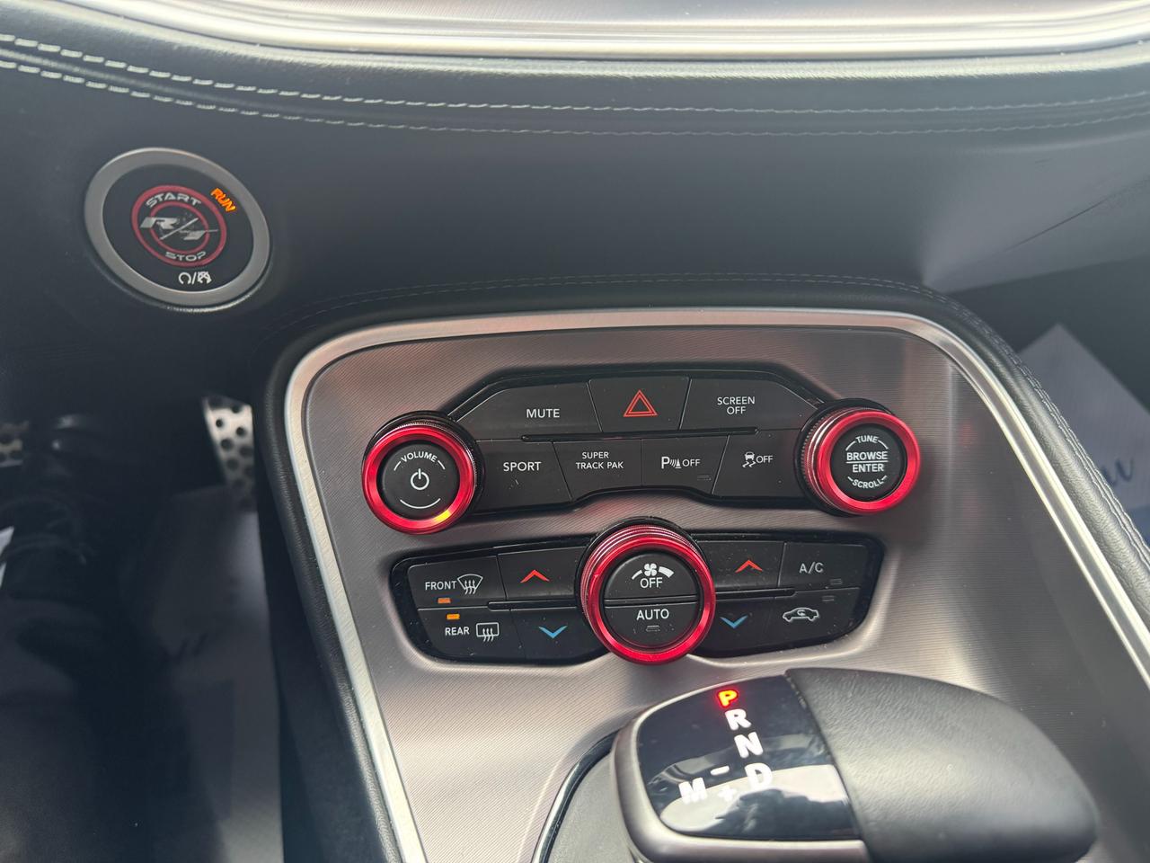 2021 Dodge Challenger R/T 2dr Rear-Wheel Drive Coupe Photo