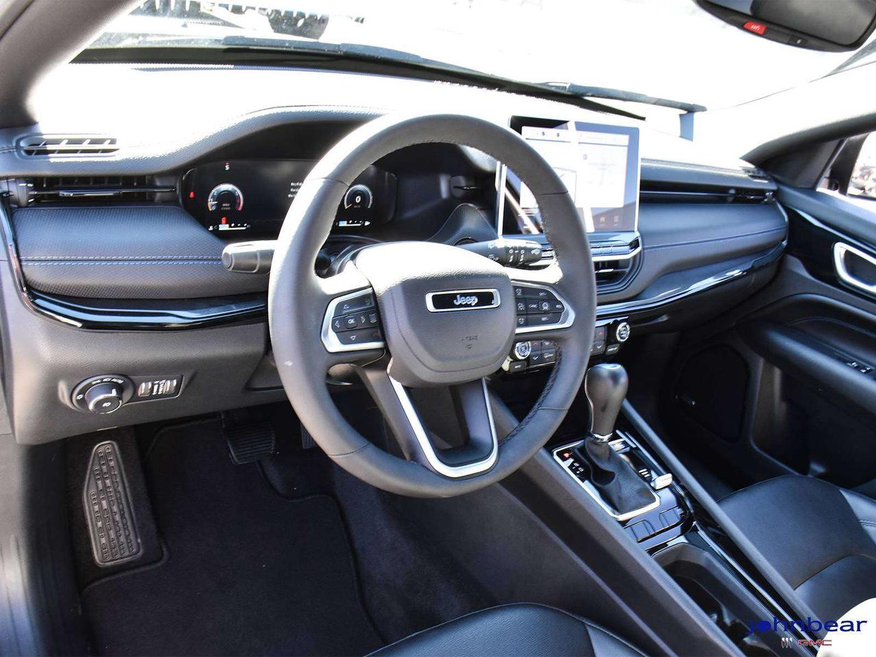 2026 Jeep Compass LIMITED Photo