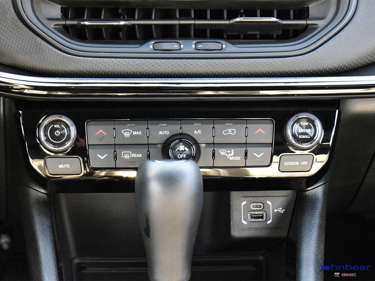 2026 Jeep Compass LIMITED Photo