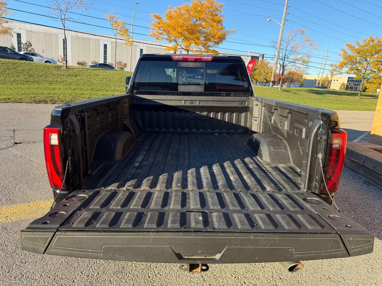 2025 GMC SIERRA 2500HD Denali 6.6L Gas Leather Roof Service records 4X4 Photo