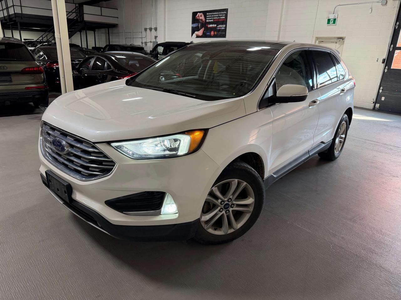 2019 Ford Edge SEL AWD LEATHER ROOF NAVIGATION CERTIFIED Photo