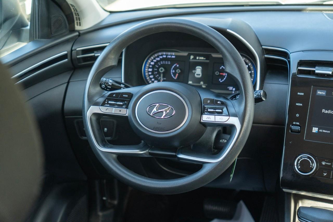 2022 Hyundai Tucson Essential AWD Photo