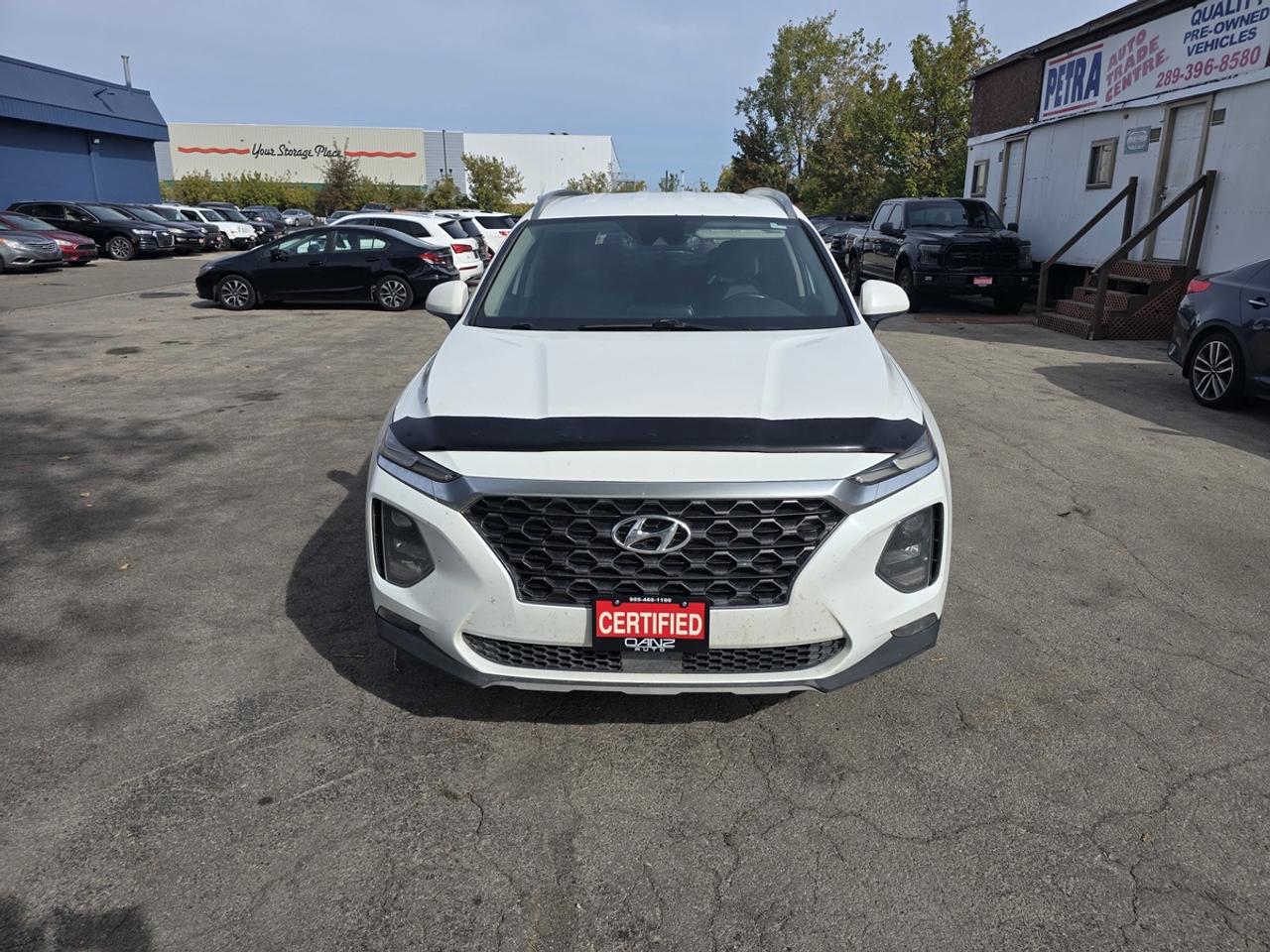 2019 Hyundai Santa Fe SE Photo1