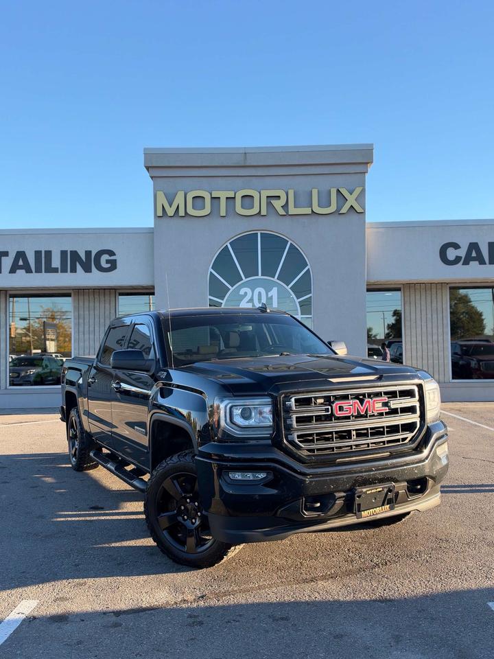 2018 GMC Sierra 1500 4WD Crew Cab 143.5 SLE Photo