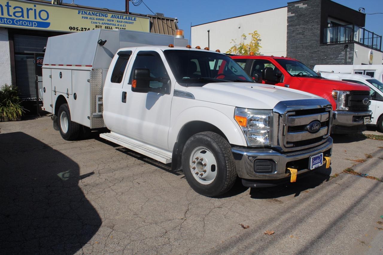 2016 Ford F-350 XLT Service body truck DRW 6.2L Gas Photo0