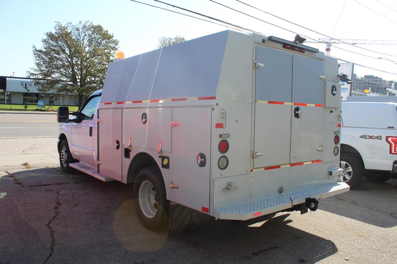 2016 Ford F-350 XLT Service body truck DRW 6.2L Gas Photo5