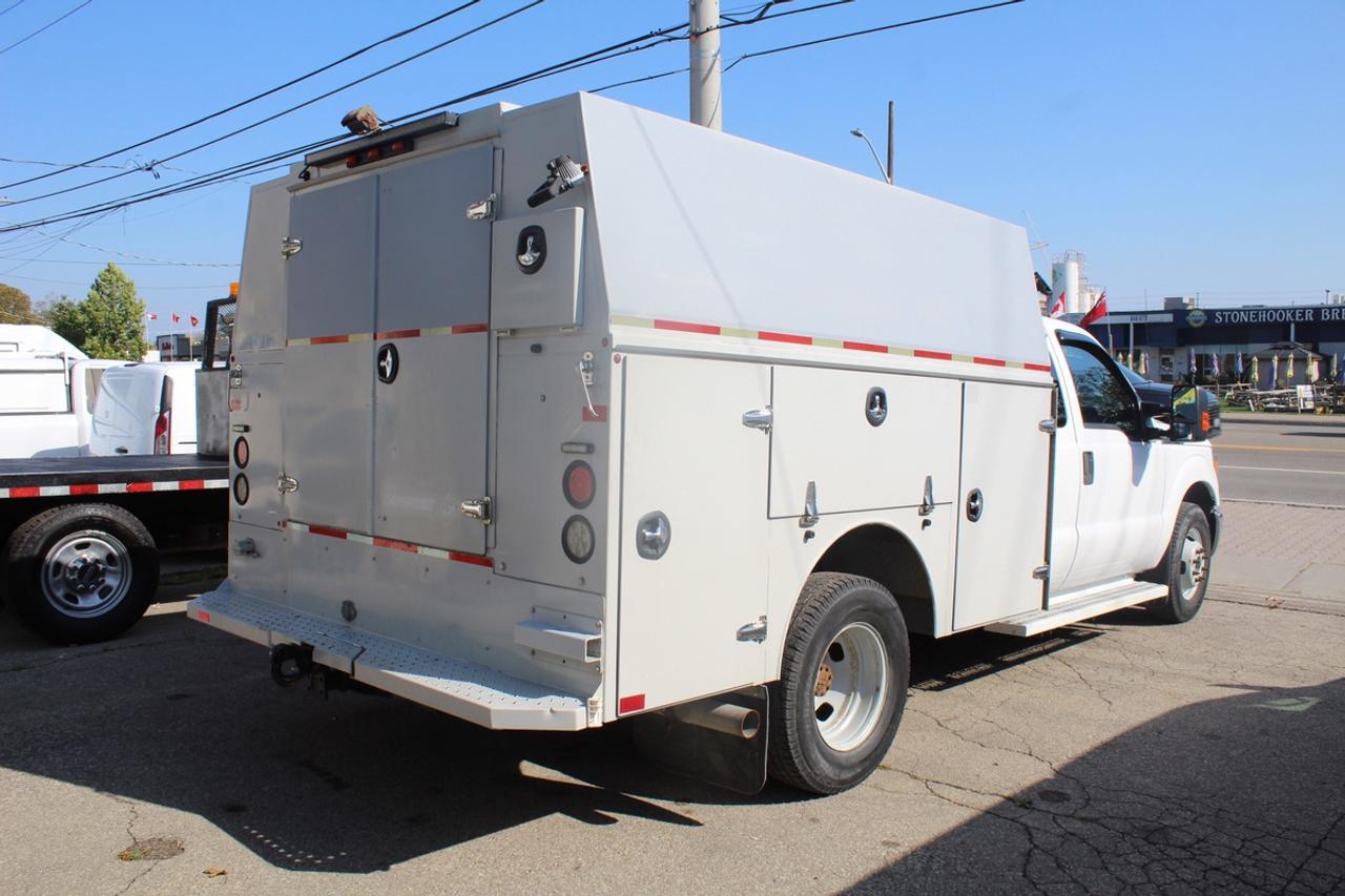 2016 Ford F-350 XLT Service body truck DRW 6.2L Gas Photo
