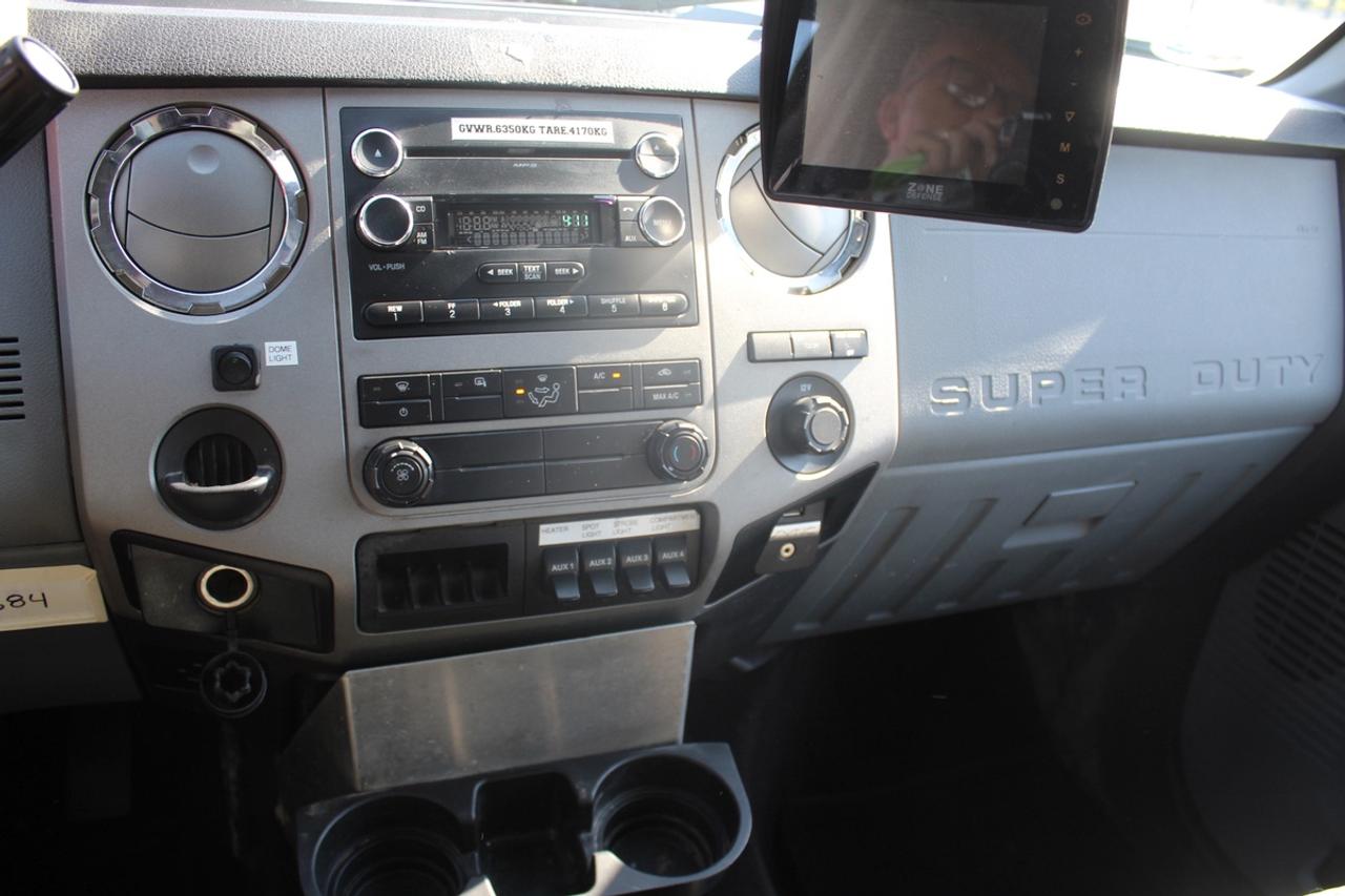 2016 Ford F-350 XLT Service body truck DRW 6.2L Gas Photo