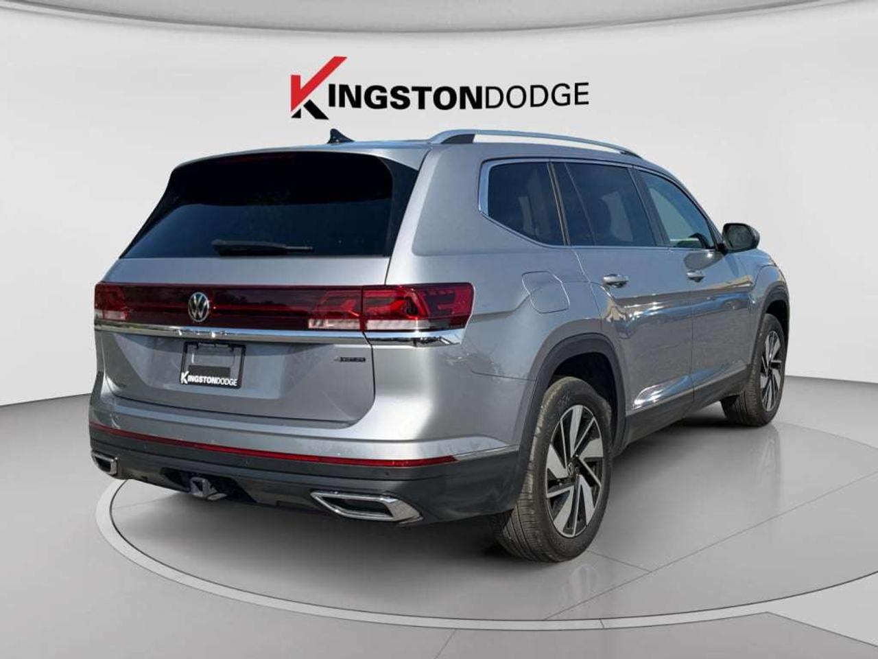 2024 Volkswagen Atlas Highline AWD Photo