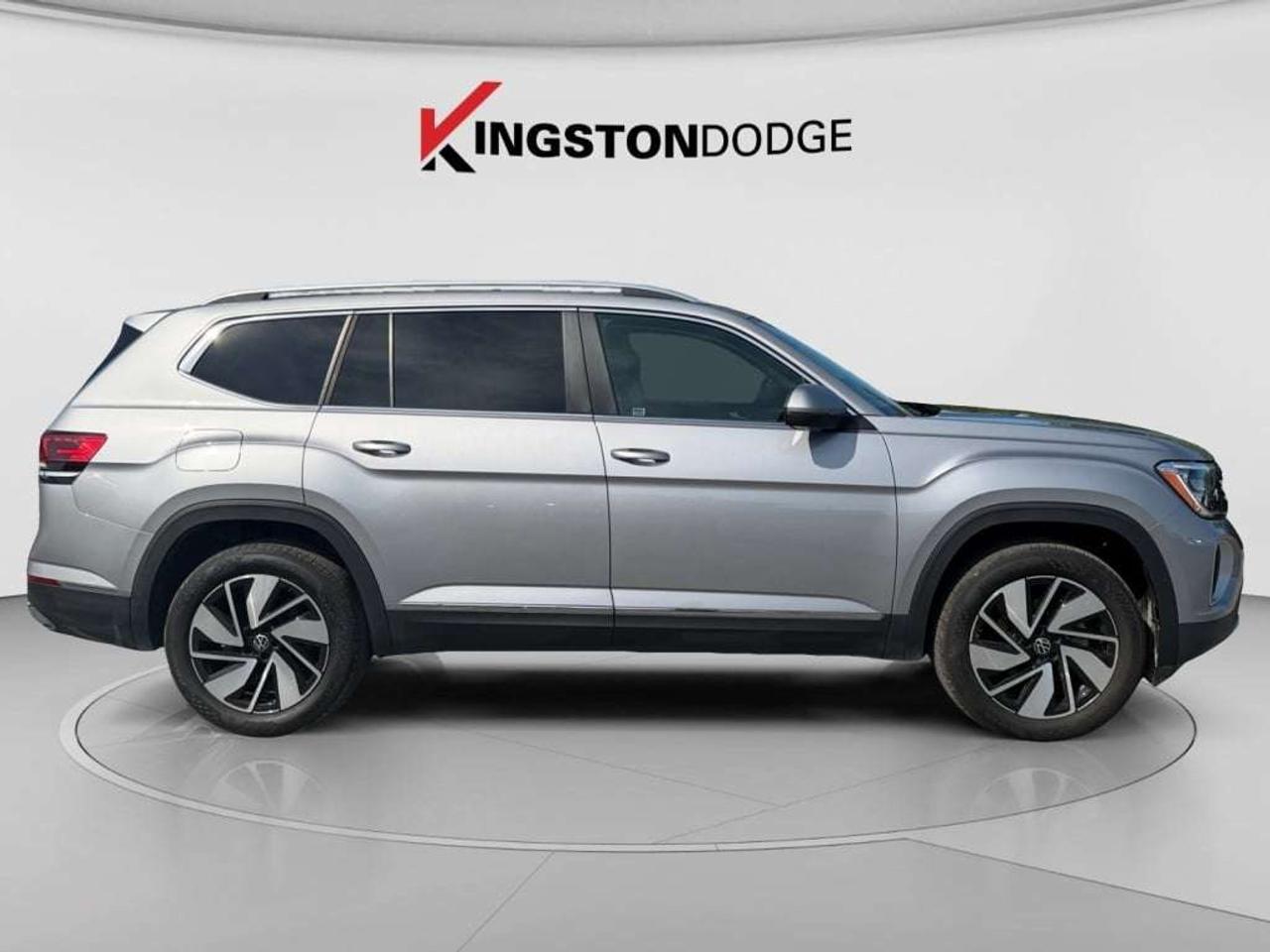 2024 Volkswagen Atlas Highline AWD Photo