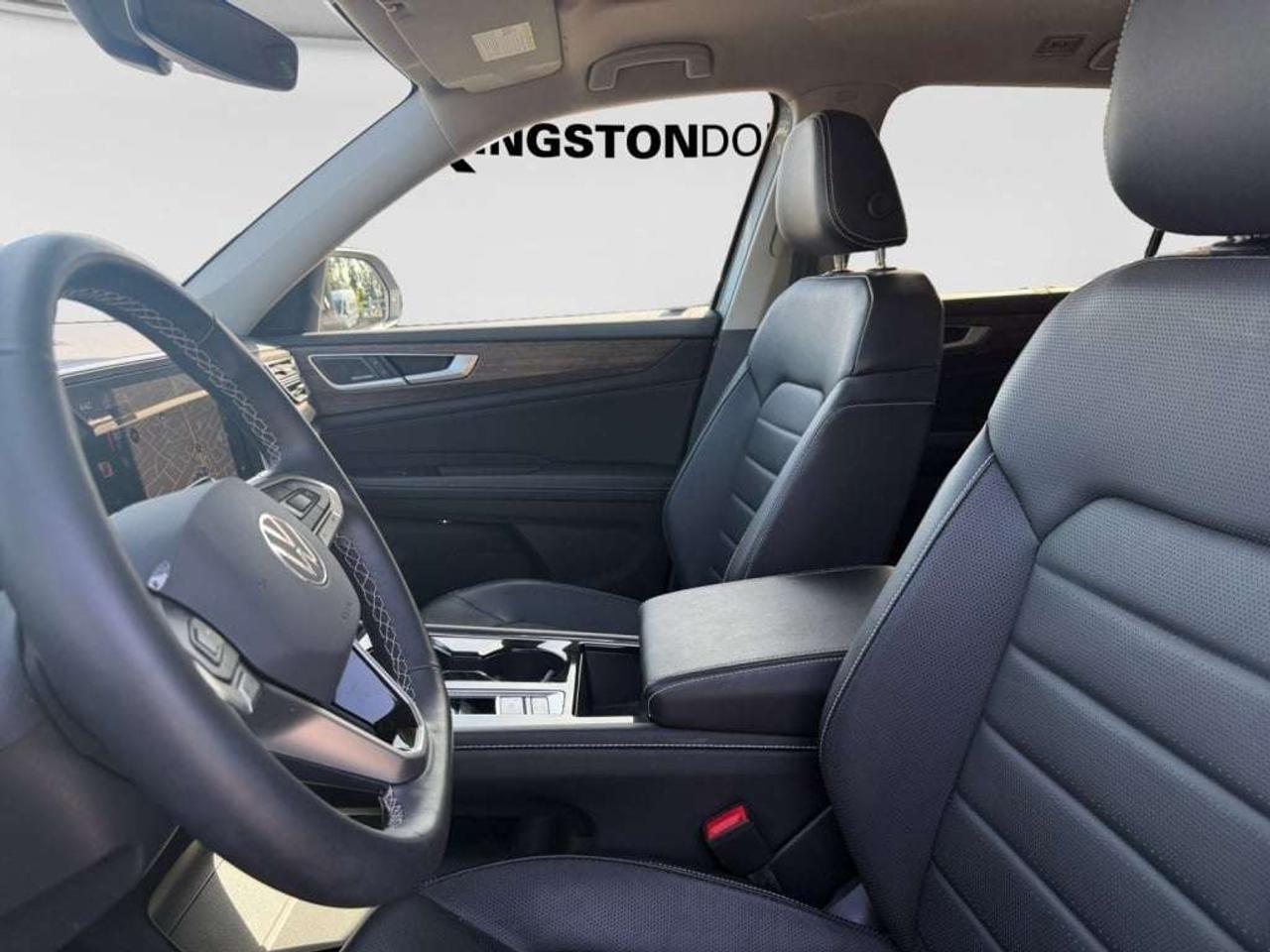 2024 Volkswagen Atlas Highline AWD Photo