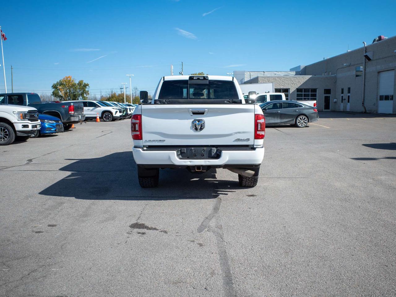 2022 RAM 2500 Limited - Retractable Running Boards   Tow Hooks Photo