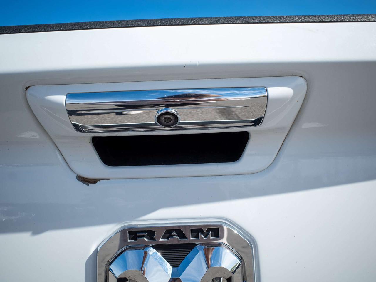 2022 RAM 2500 Limited - Retractable Running Boards   Tow Hooks Photo