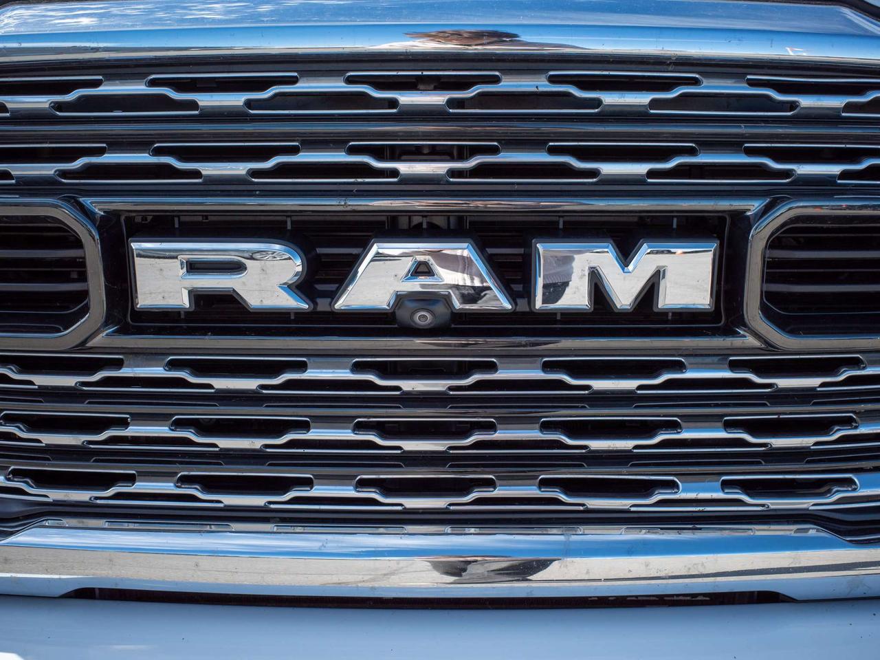 2022 RAM 2500 Limited - Retractable Running Boards   Tow Hooks Photo