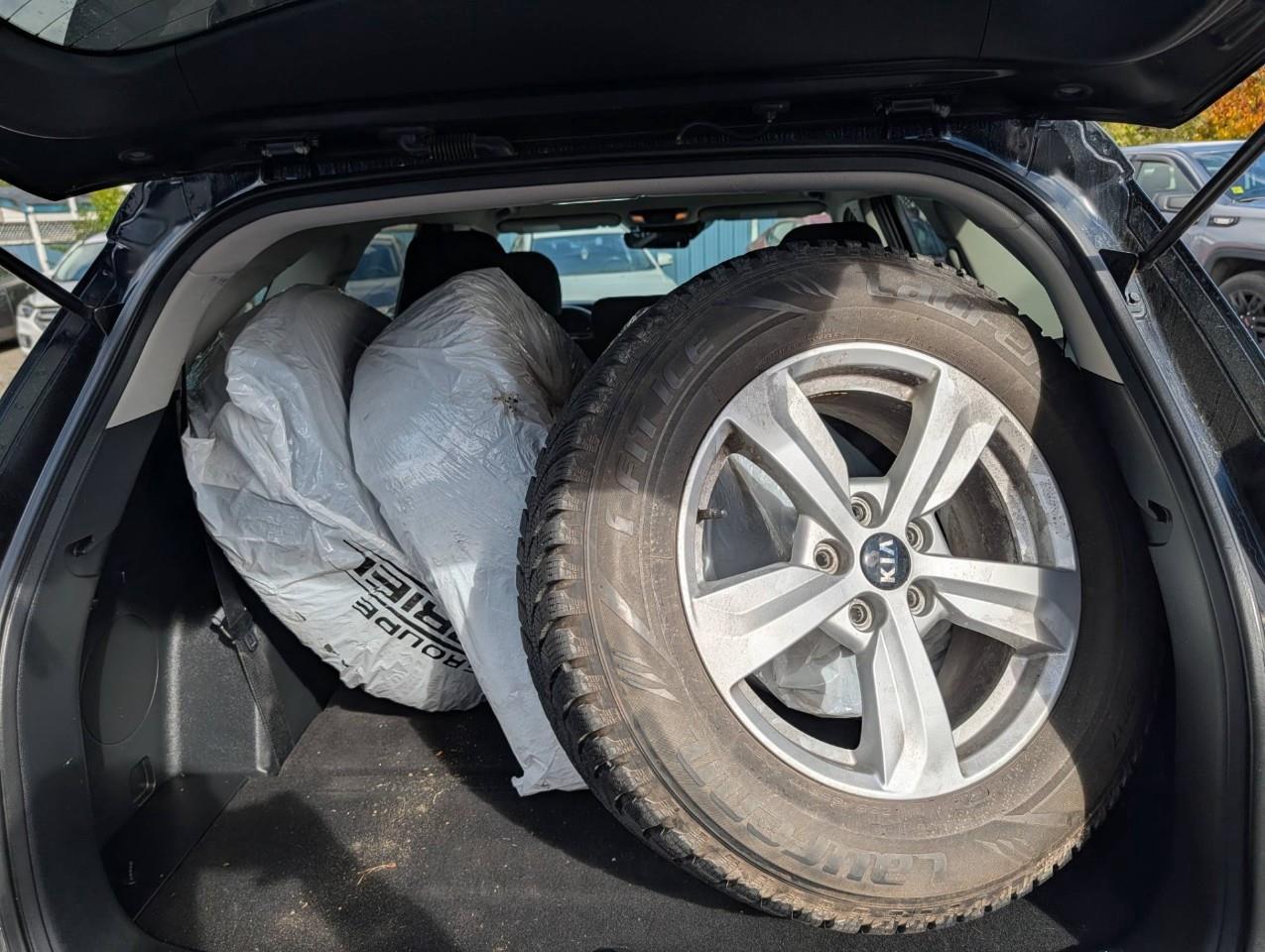 2021 Kia Sorento 2.5L LX+ 4dr All-Wheel Drive Photo