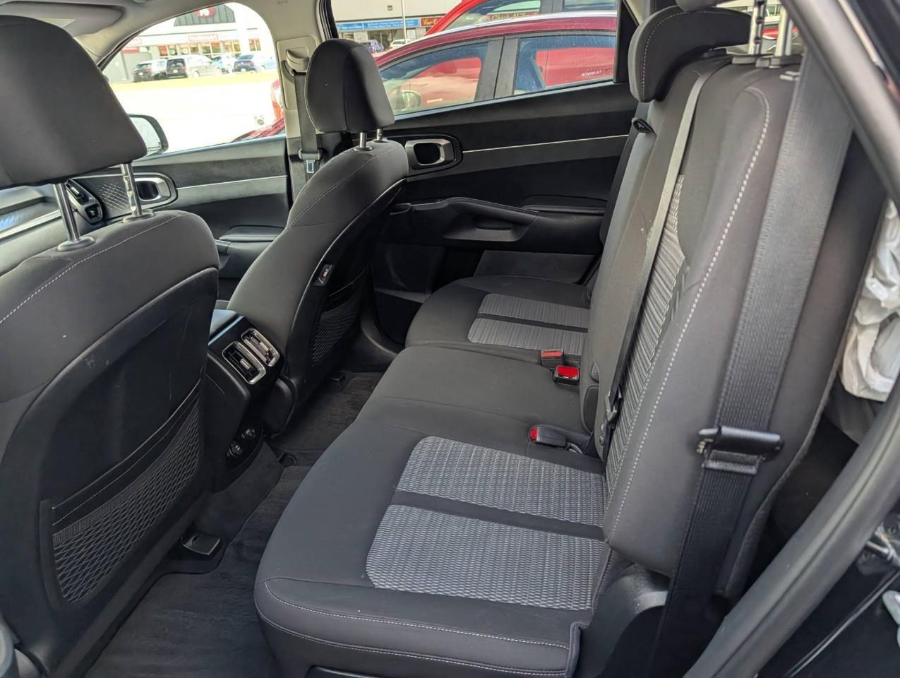 2021 Kia Sorento 2.5L LX+ 4dr All-Wheel Drive Photo