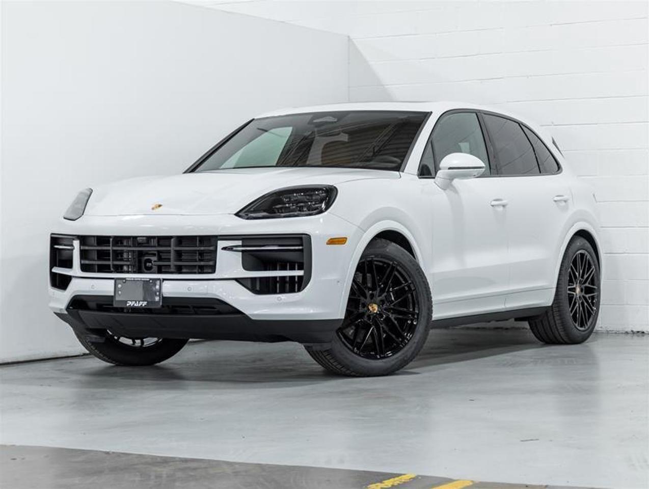 2026 Porsche Cayenne  Photo0