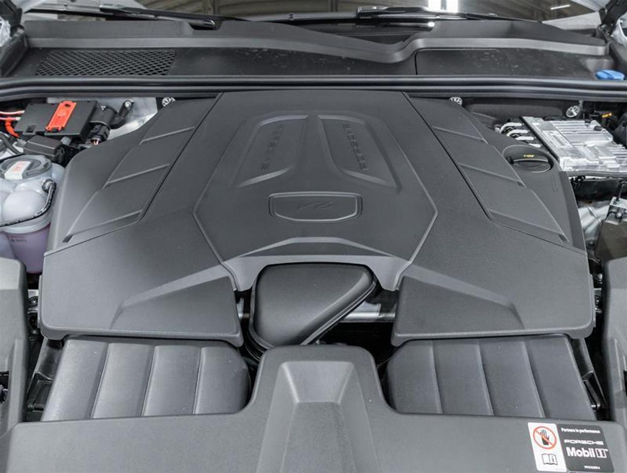 2026 Porsche Cayenne  Photo1