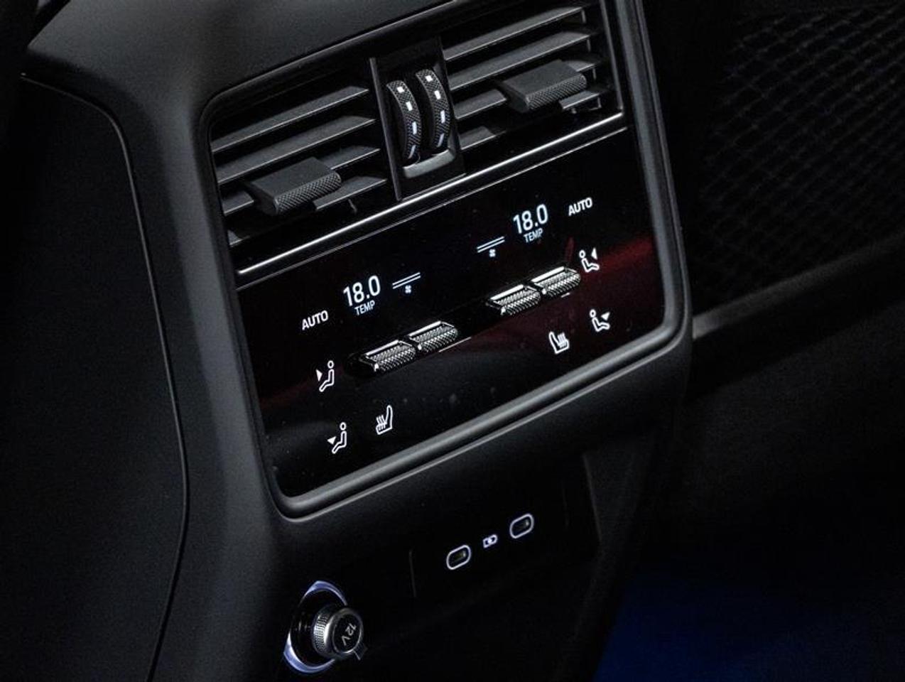 2026 Porsche Cayenne  Photo