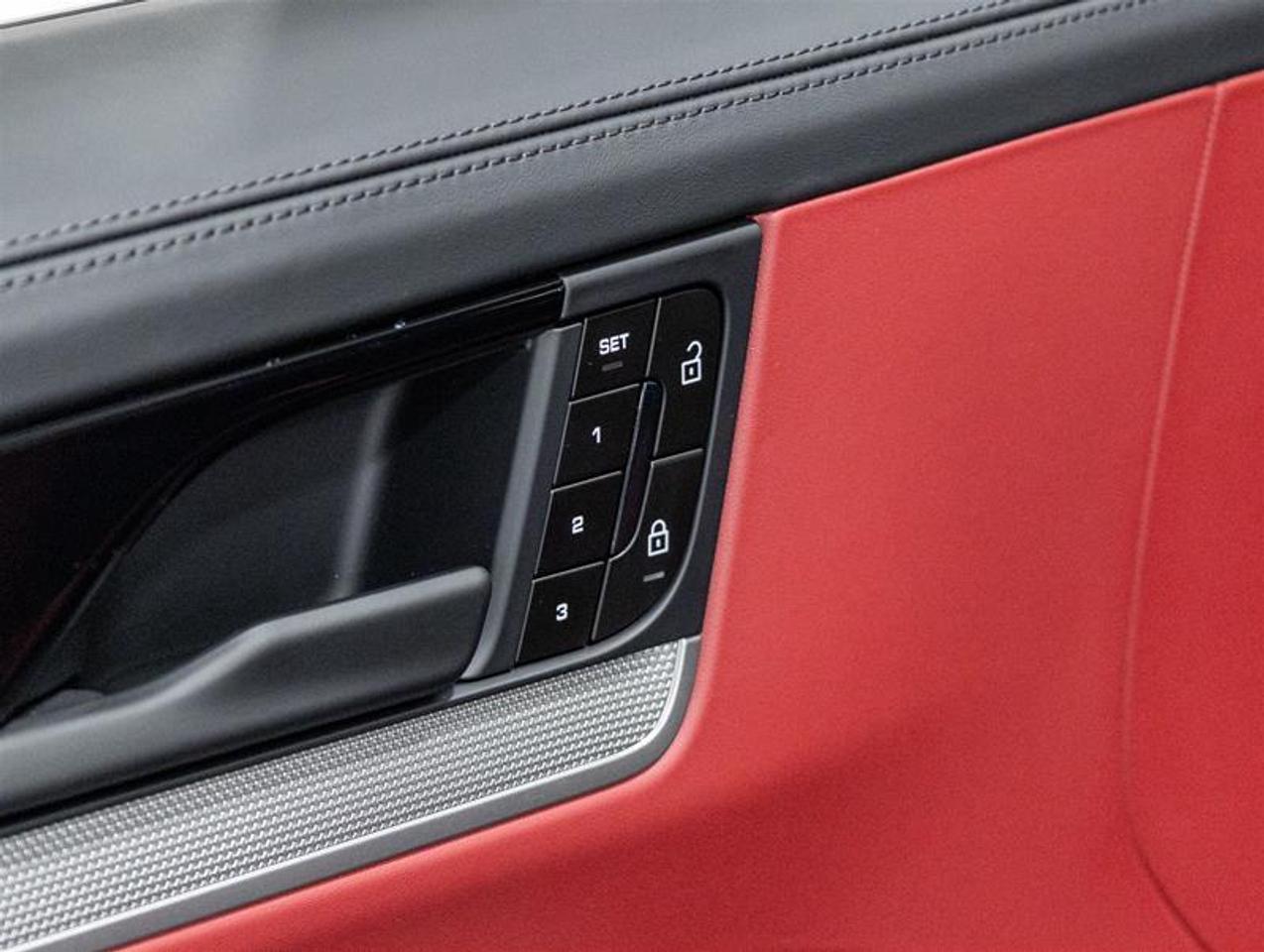 2026 Porsche Cayenne  Photo