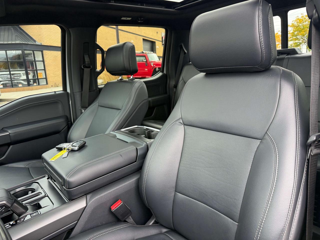 2024 Ford F-150 XLT Leather Pano Roof 2.7 Ecoboost Super Crew Photo