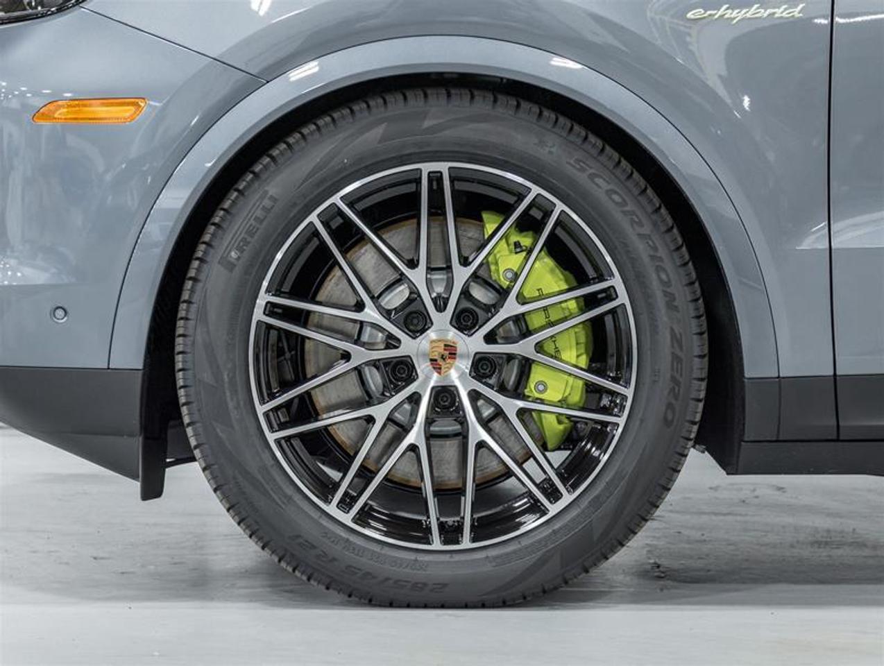 2026 Porsche Cayenne  Photo
