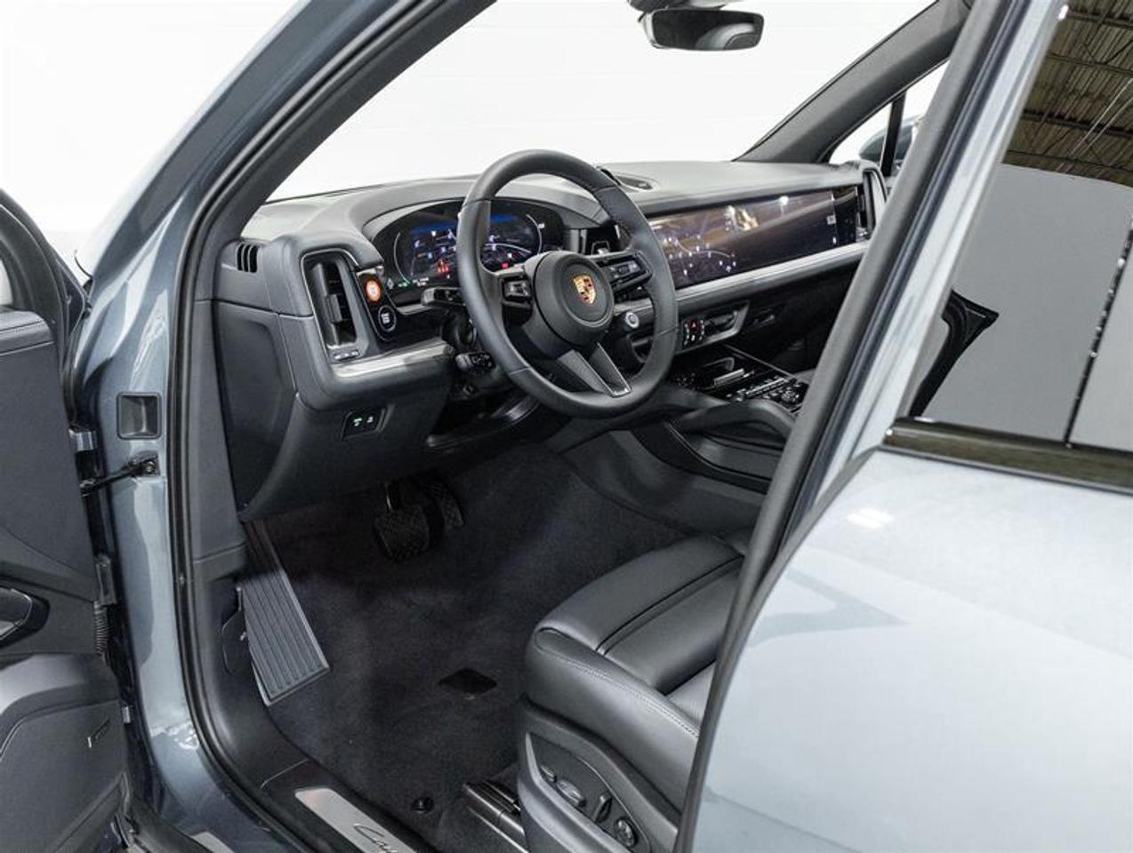2026 Porsche Cayenne  Photo