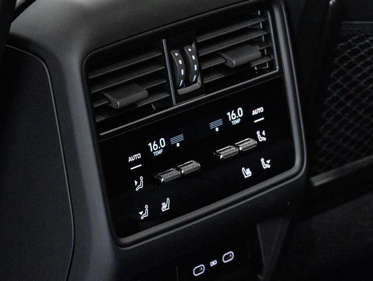 2026 Porsche Cayenne  Photo
