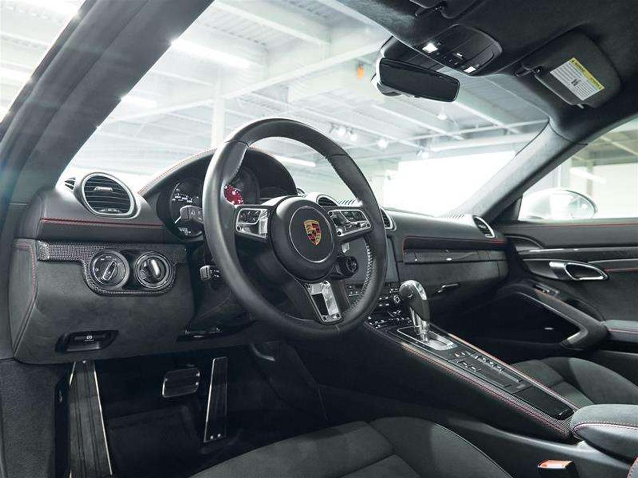 2024 Porsche 718 Cayman GTS 4.0 Coupe Photo