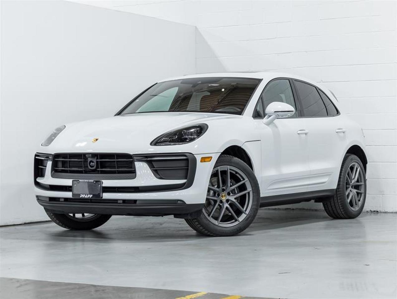 2026 Porsche Macan  Photo