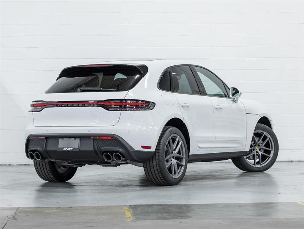 2026 Porsche Macan  Photo