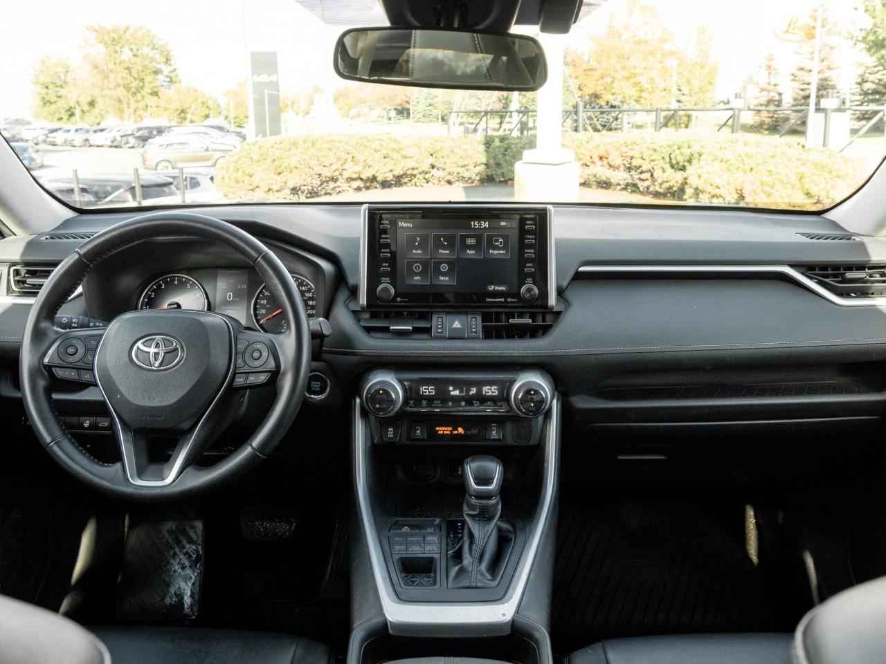 2019 Toyota RAV4  Photo